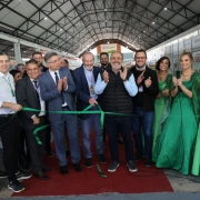 Foto da abertura do pavilh&atilde;o da agricultura familiar na Exposol