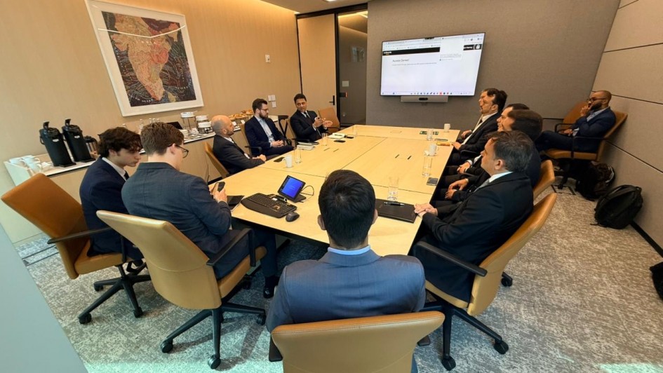 Invest RS inicia roteiro por fundos de investimento na semana do Brasil   maio26