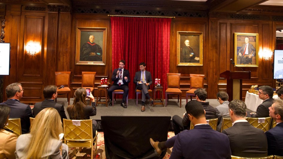 Com ajuste fiscal, inova&ccedil;&atilde;o e capital humano, Eduardo Leite apresenta oportunidades do RS a investidores em Nova York   m