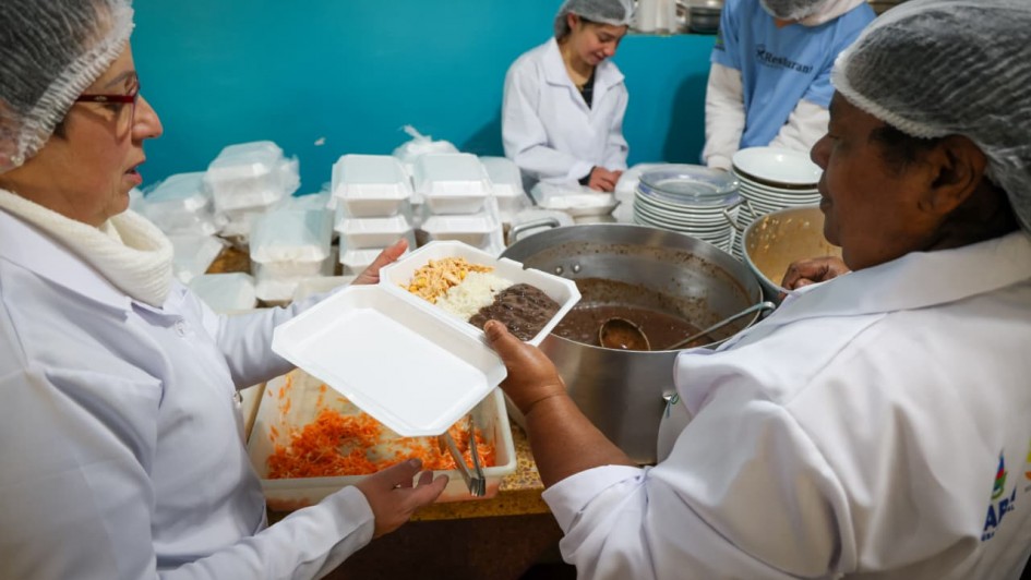 Primeira cozinha comunit&aacute;ria do Programa Prato Ga&uacute;cho &eacute; inaugurada em Quara&iacute; jun26