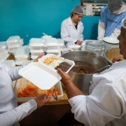 Primeira cozinha comunit&aacute;ria do Programa Prato Ga&uacute;cho &eacute; inaugurada em Quara&iacute; jun26
